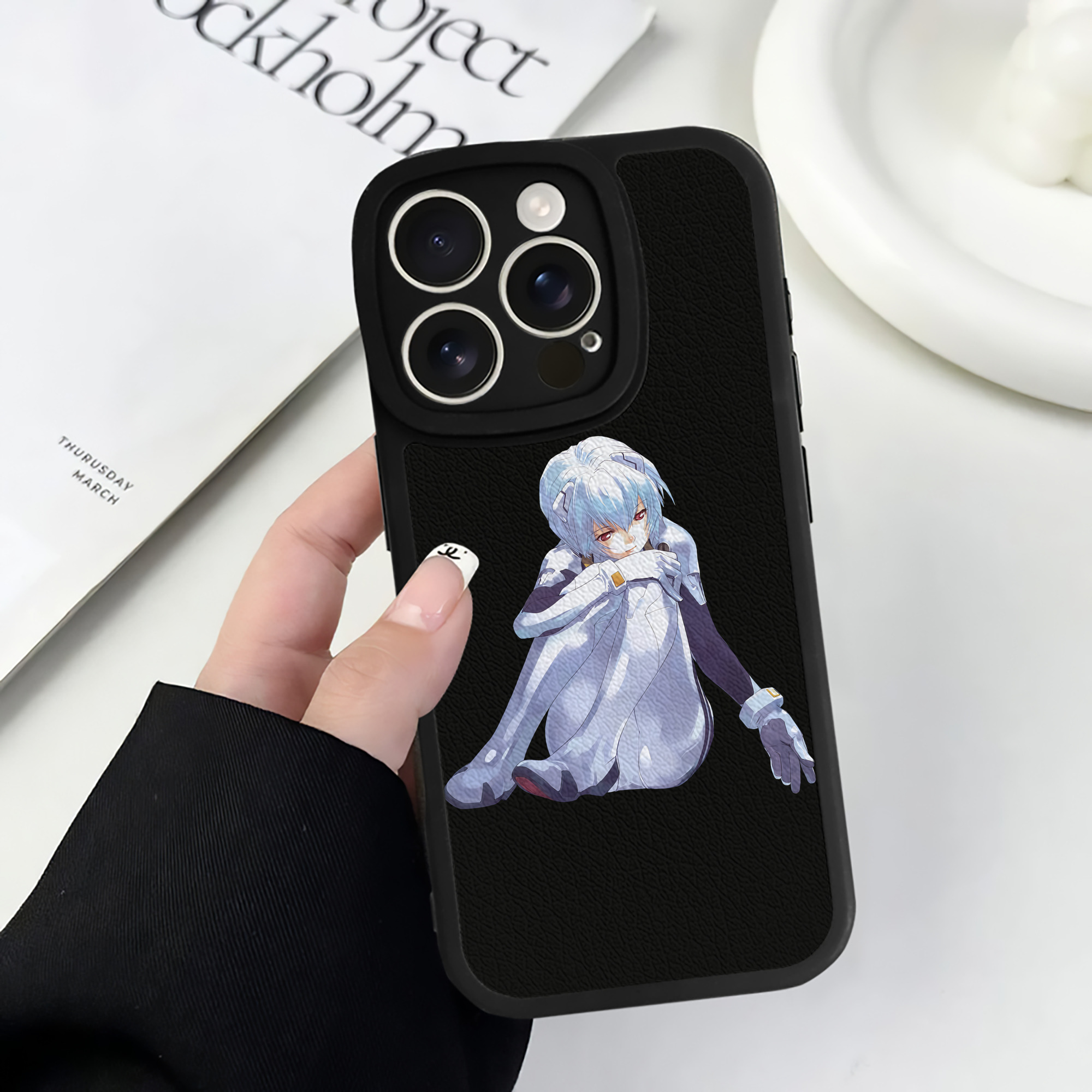 （画像用） EVA 新世紀エヴァンゲリオン 【iPhone 16シリーズ対応】シリコンスマホケース（レザー調） 材質：シリコン